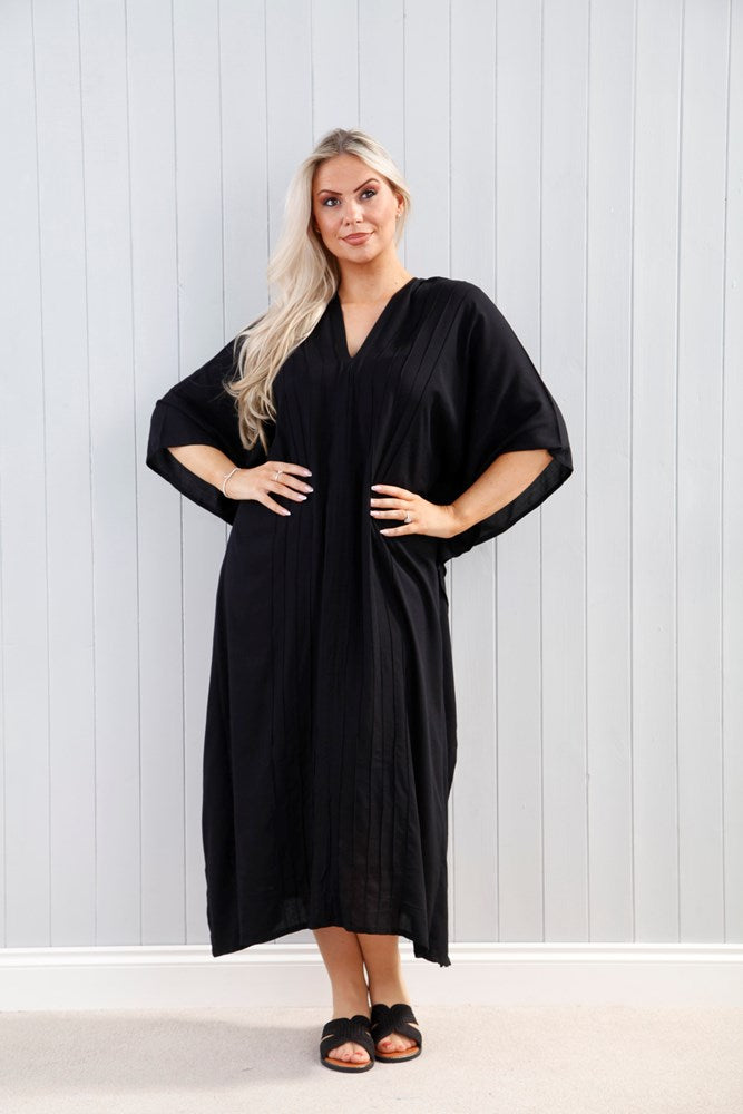 Pleated Lovina Dress Black