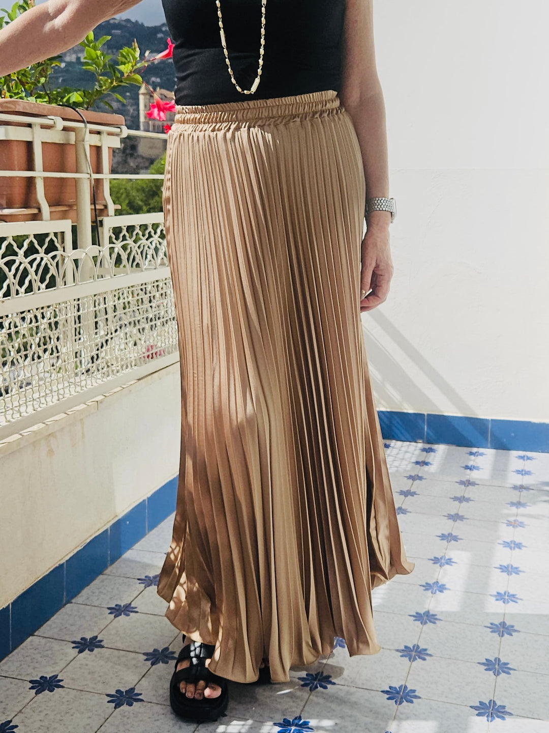 Satin Pleated Skirt Gold