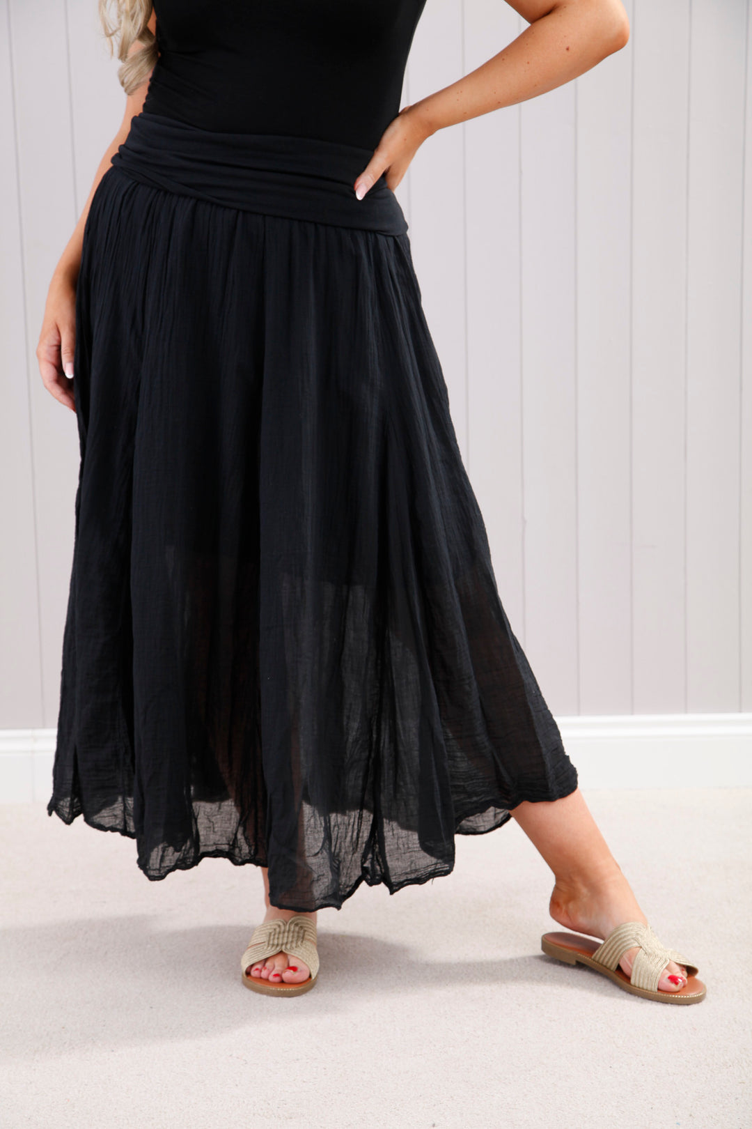 Crinkle Skirt Black