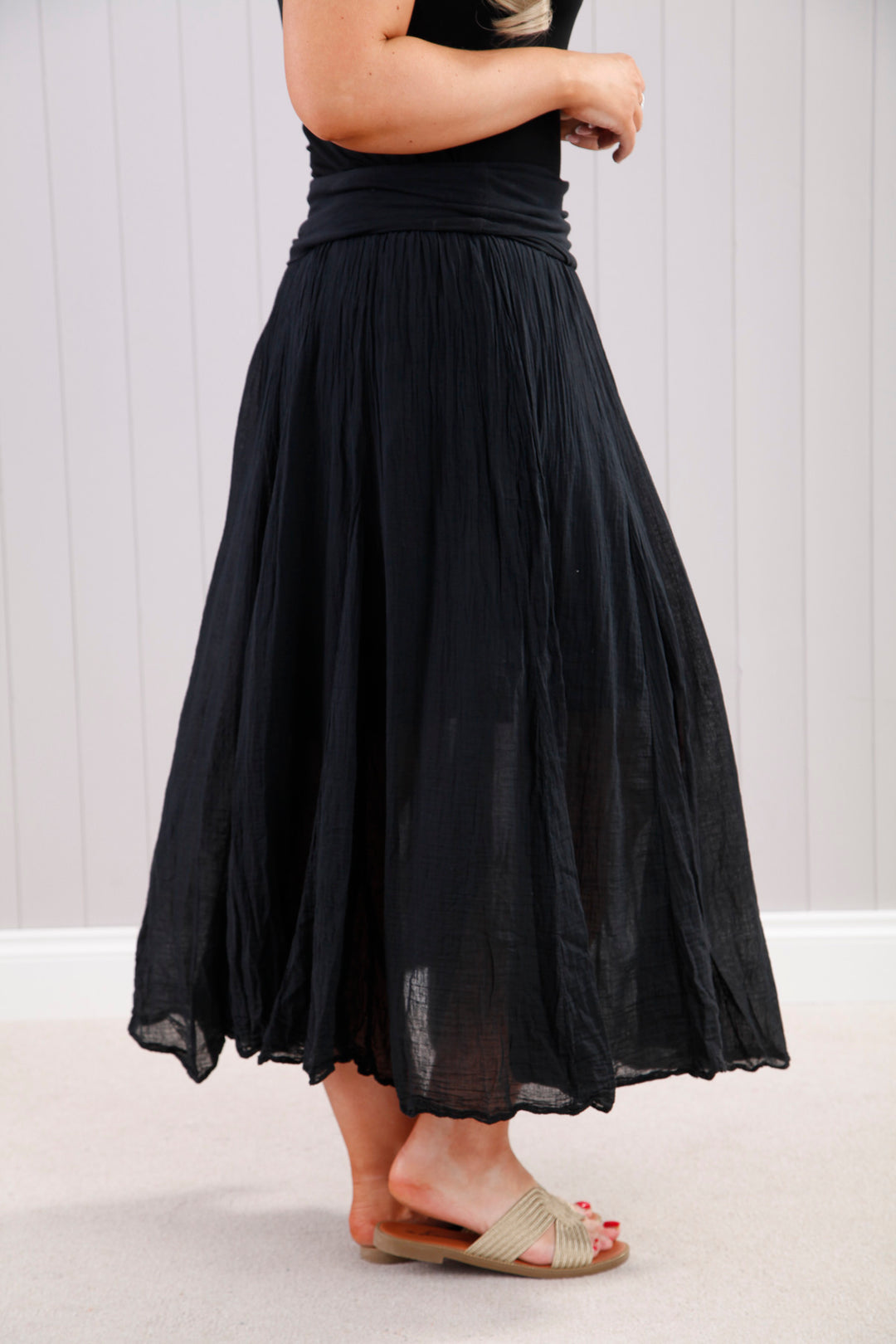 Crinkle Skirt Black