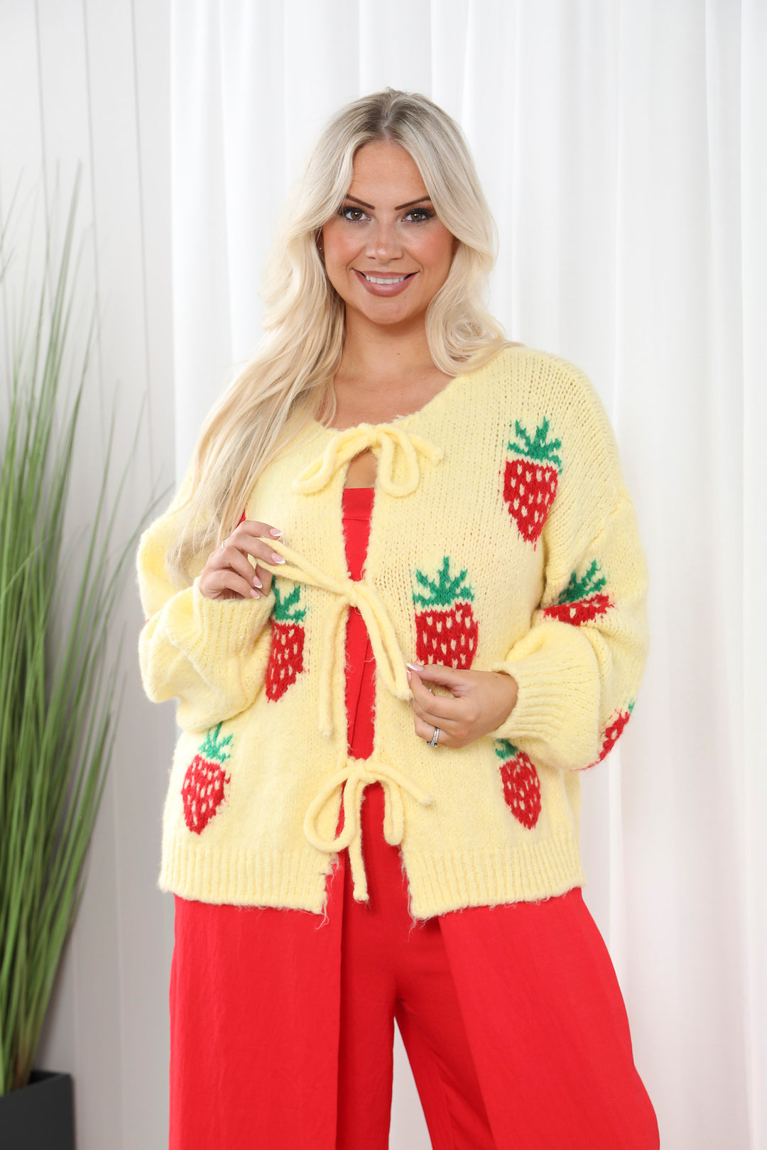 Strawberry Cardigan Lemon