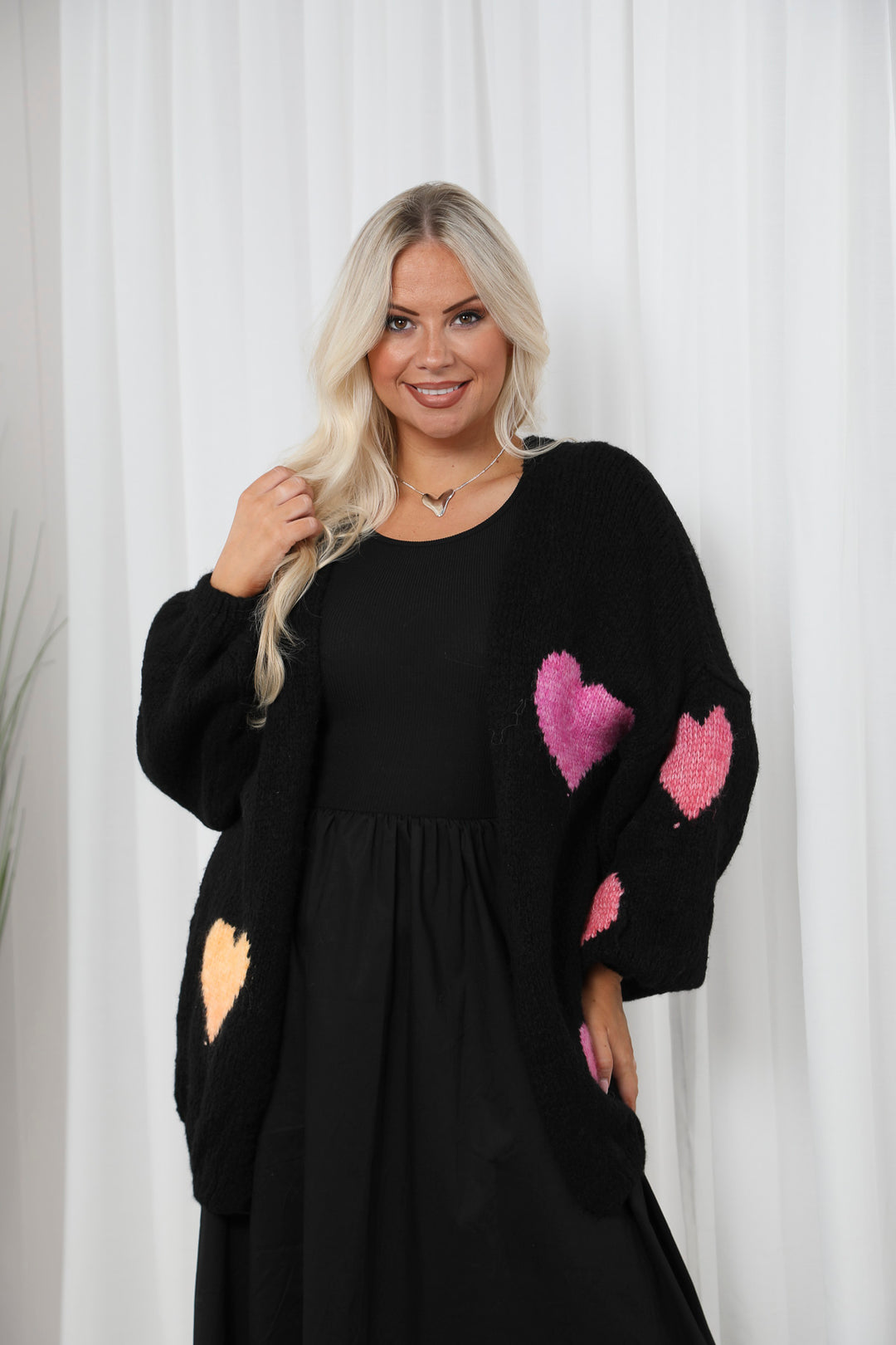 Julia Heart Cardigan Black