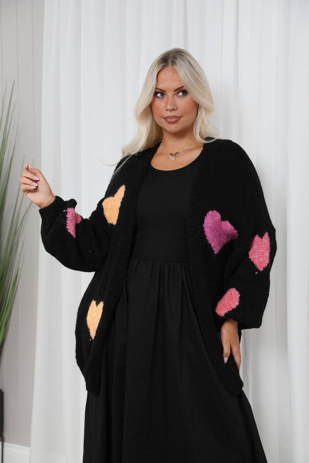 Julia Heart Cardigan Black