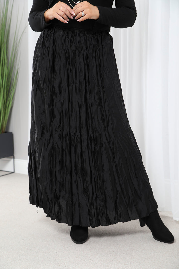 Crinkle Maxi Skirt Black