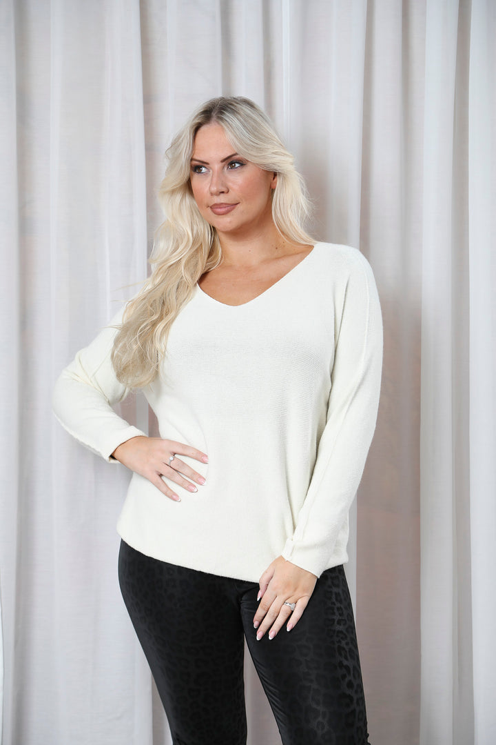 Curved Hem V Neck Jumper Cream