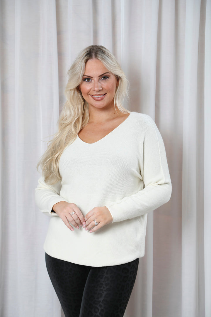 Curved Hem V Neck Jumper Cream