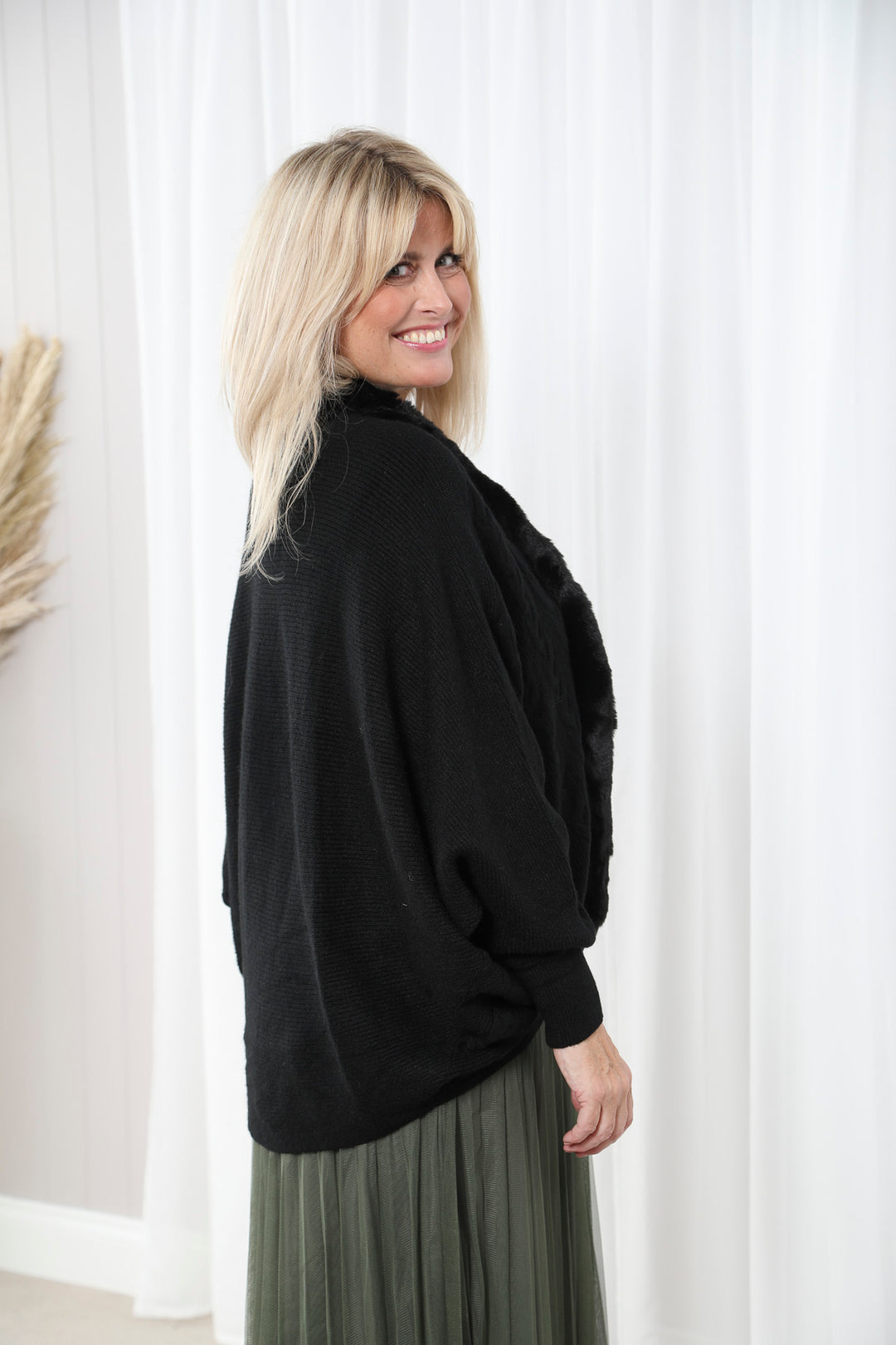 Ania Faux Fur Cardigan Black