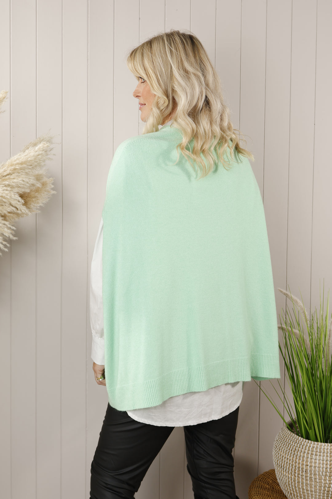 Keely Poncho Top Mint