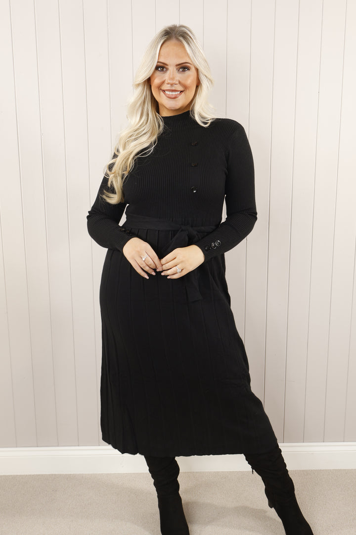 Quincy Pleat effect dress Black