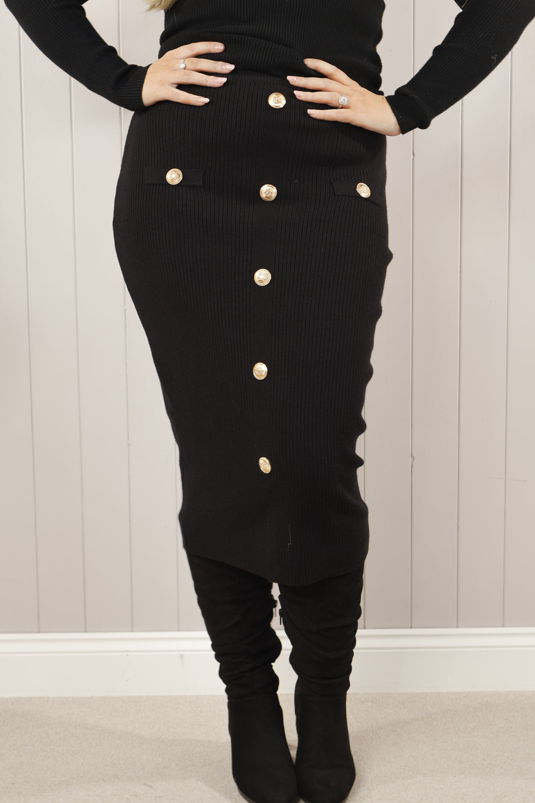 Ursula Gold button knit skirt Black