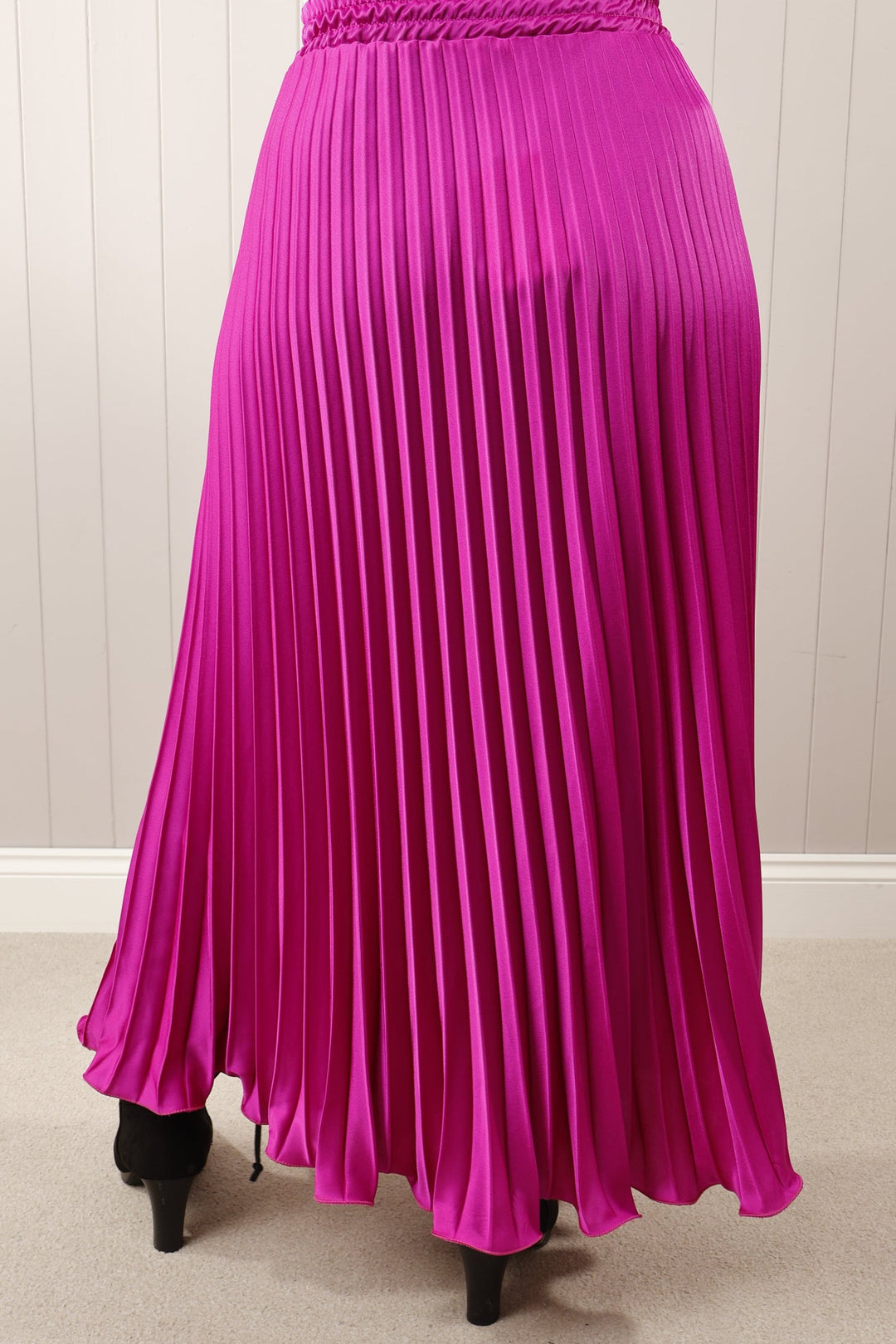 Satin Pleated Skirt  Fuchsia