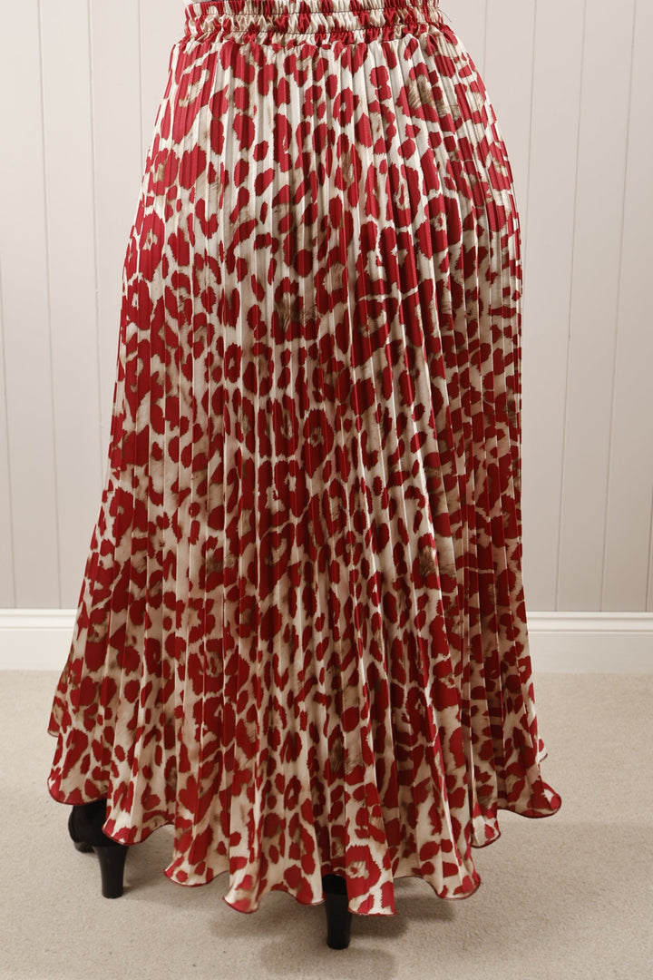 Satin pleated print skirt Red