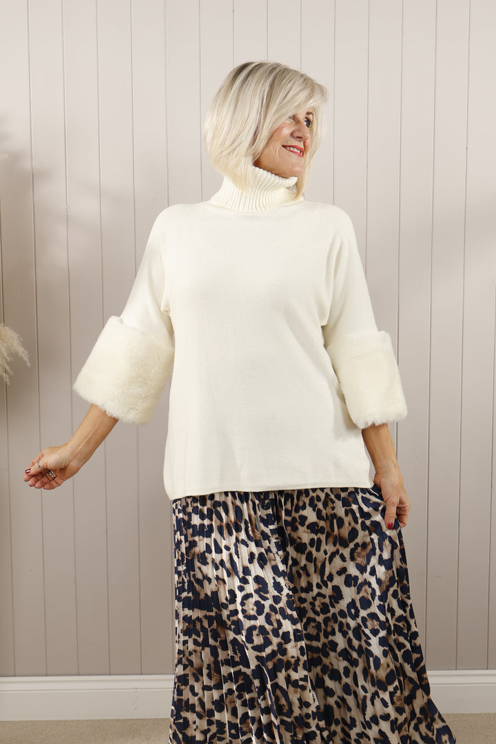 Lowri Jumper Cream