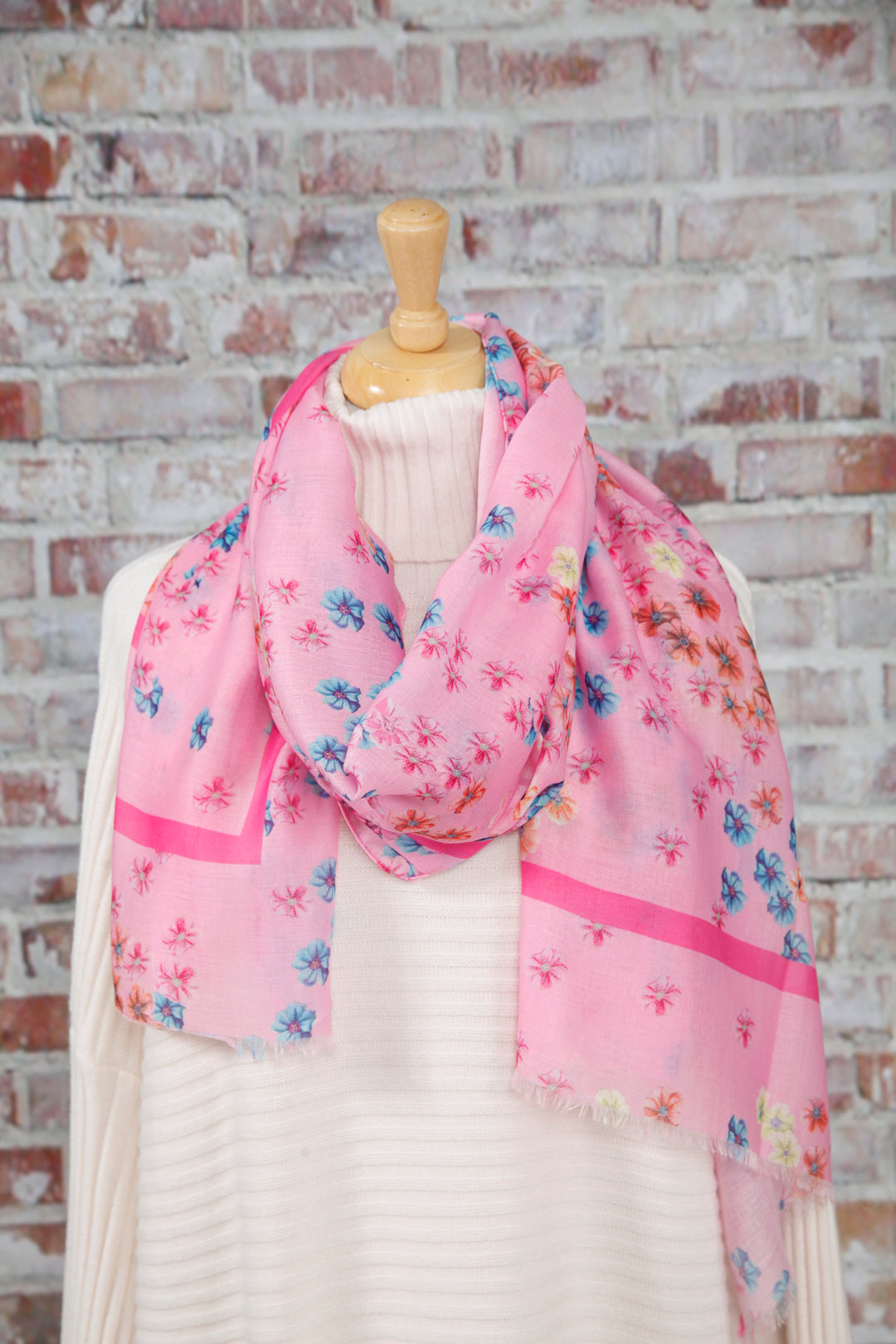 Diana Daisy Scarf Pink