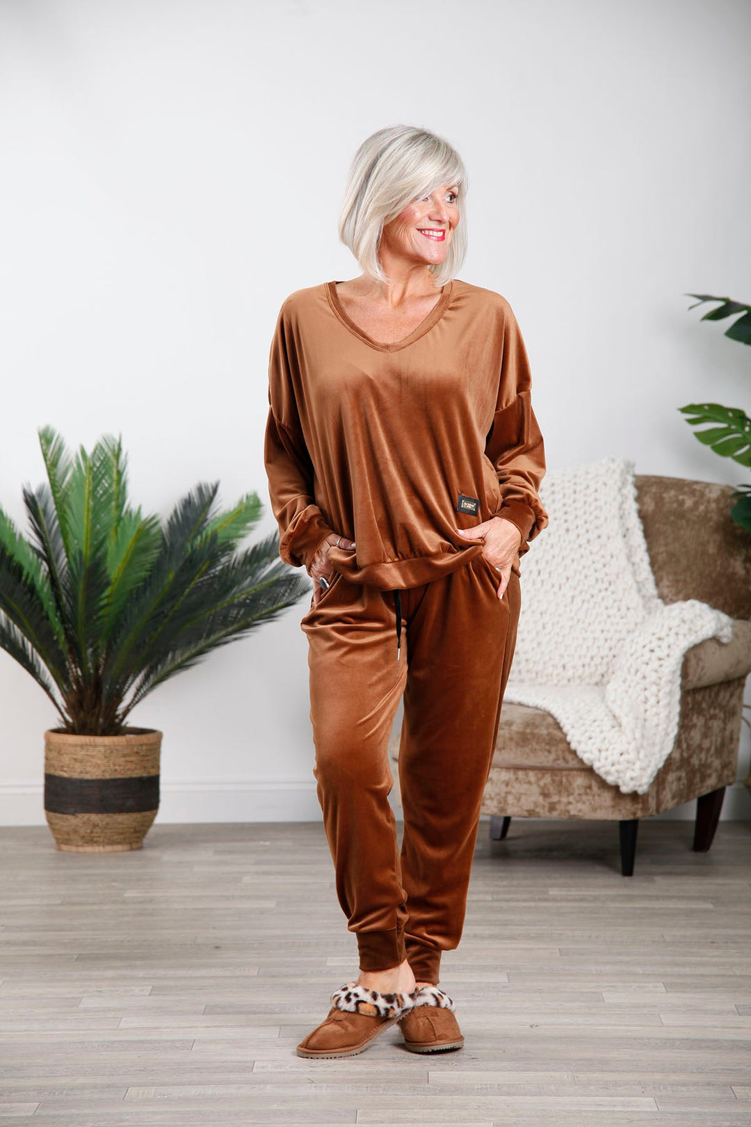 Bronze Velour Lounge Pants - Goose Island